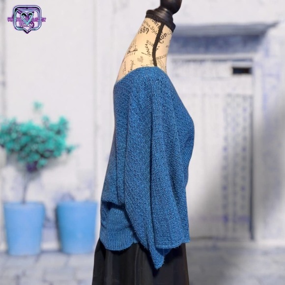 TWO One Two New York Blue Knit Dolman Sleeve Oversized Sweater Medium - Picture 6 of 8